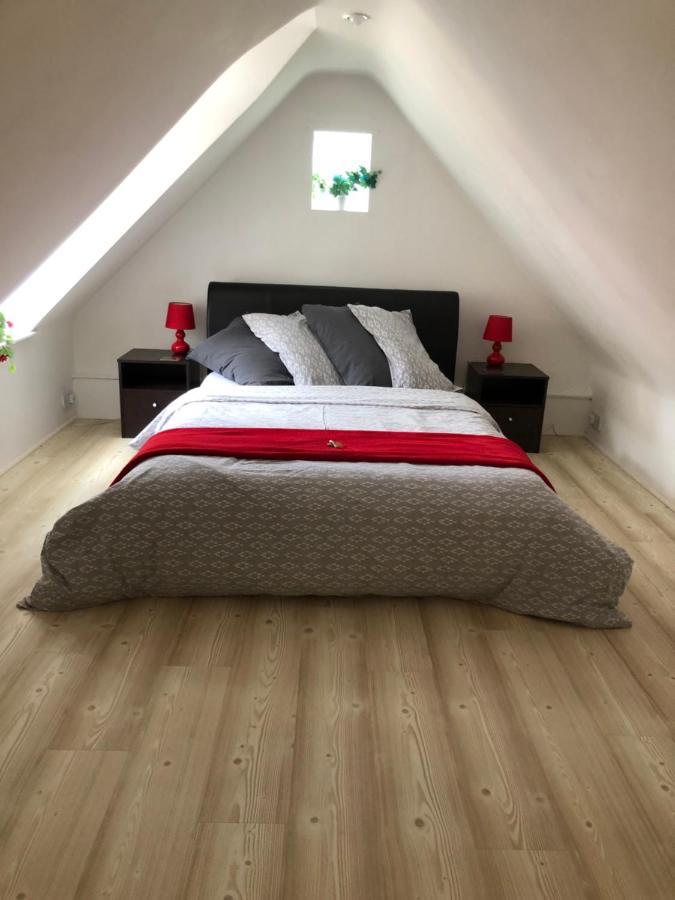 Апартаменты Kristina'S Coach House Хоршам Экстерьер фото